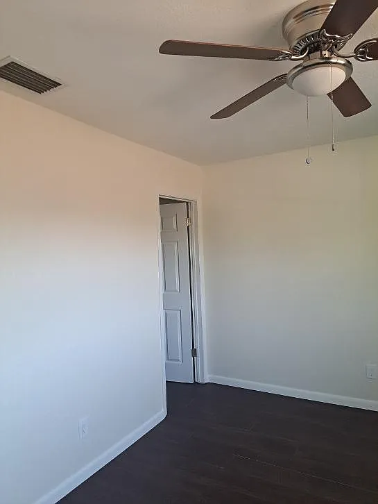 2 bed, 700 sqft, $1,900 — Photo 4