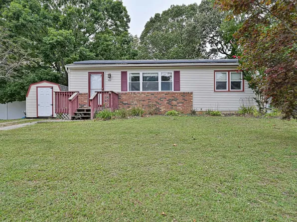 702 David Ln, Egg Harbor Township, NJ 08234