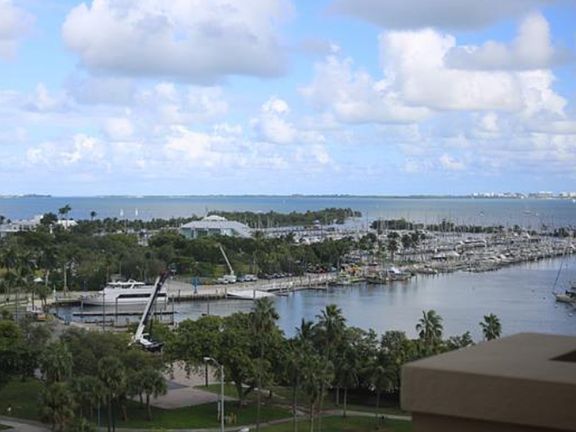2nd image of 2951 S Bayshore Dr