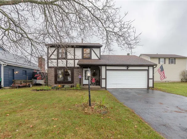 103 Woodsmeadow Ln, Rochester, NY 14623