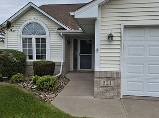 321 Tuttle Dr, Hastings, MN 55033