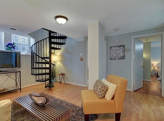 4th image of 2700 Kennedy Blvd APT 100