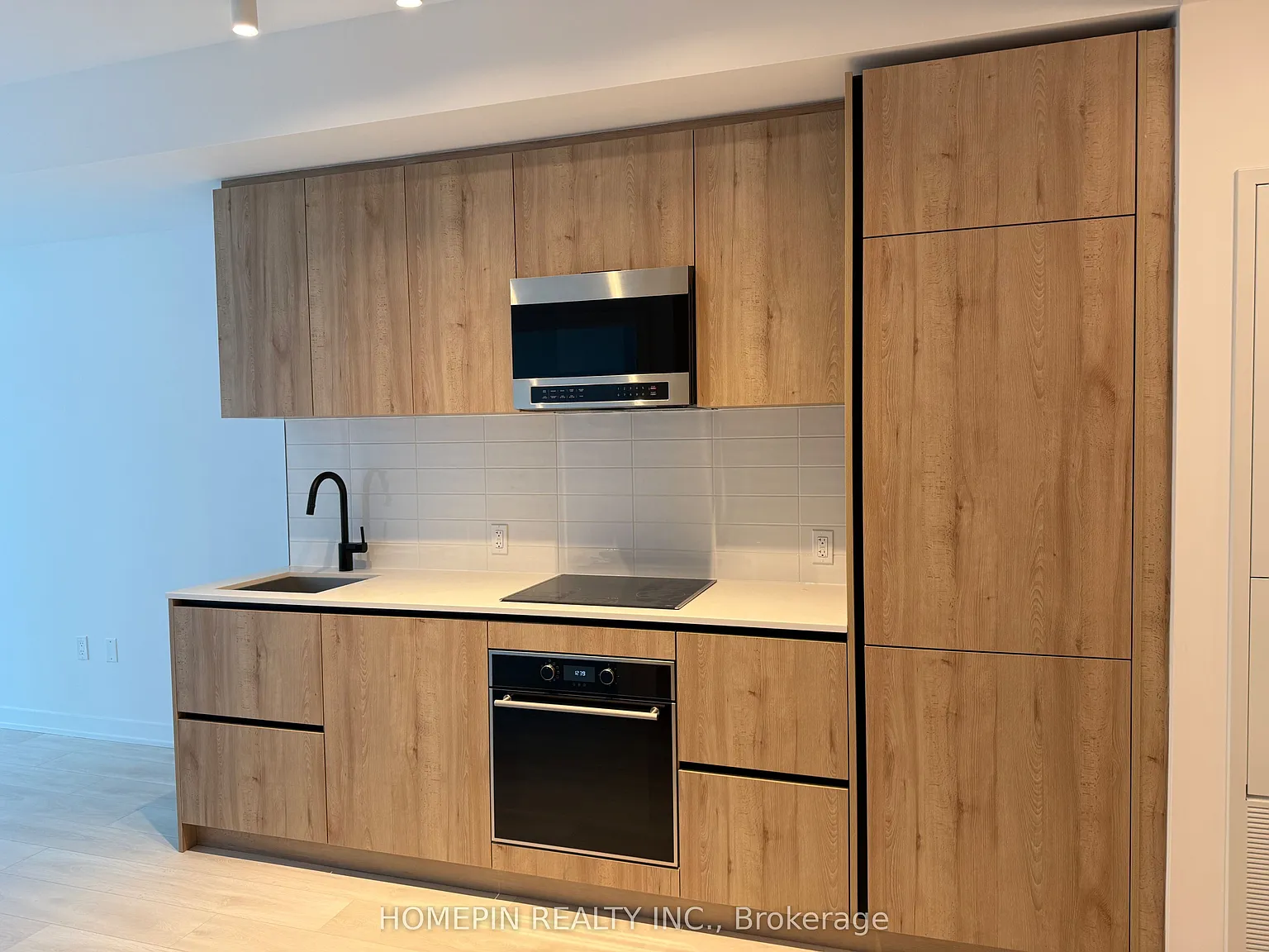2 bed, $2,275 — Photo 4