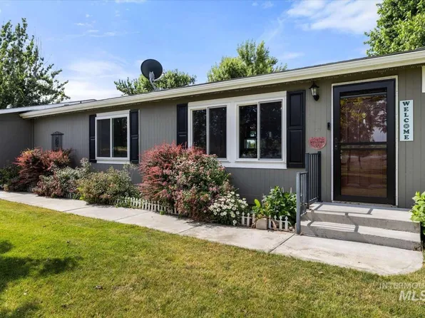 1555 W Central Rd, Emmett, ID 83617