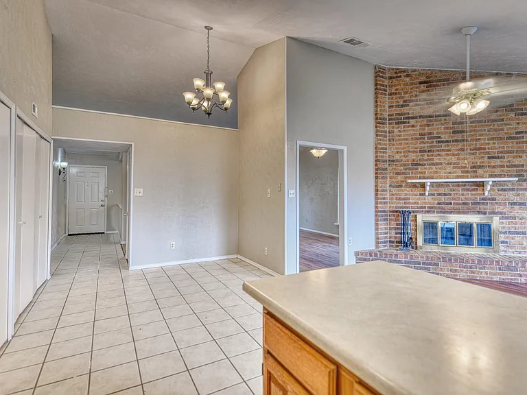 9314 Shipman St — Photo 8