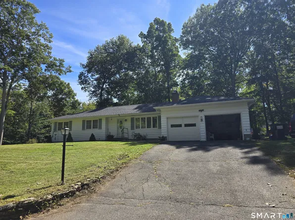 23 Bur Del Drive, Haddam, CT 06441
