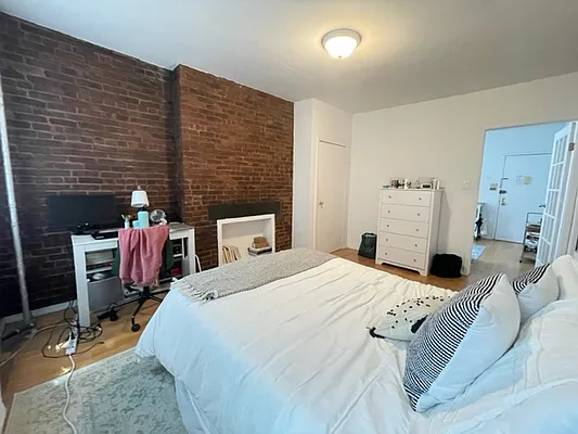 Rented by Best Apartments North Inc | media 19