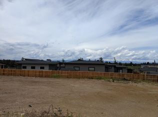 4580 SW Zenith Point Ct, Redmond, OR 97756