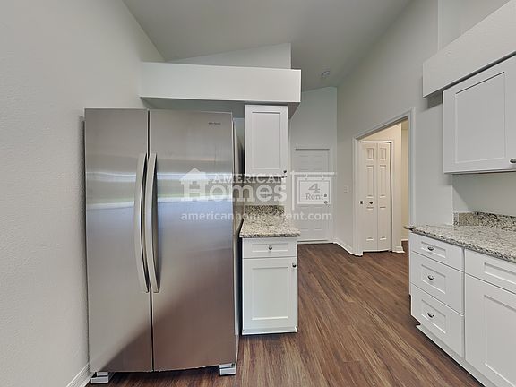 5th image of 4421 Country Hills Blvd