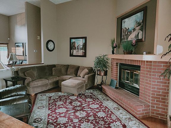 5th image of 8011 E Woodview Dr