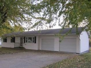 1328 Woodlawn Ave, Mount Vernon, MO 65712