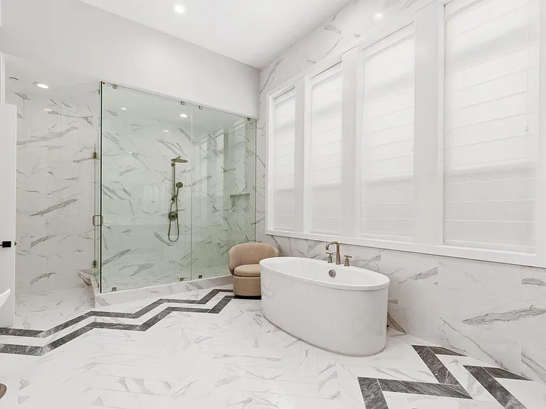 6195 Summit Crest Cir — Photo 17