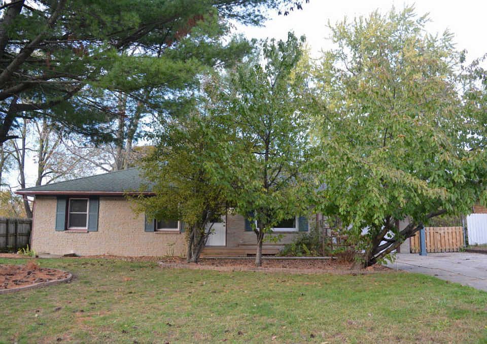1st image of 1455 48th St SE