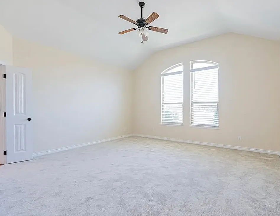 2804 Dustin Drive - 1 — Photo 4