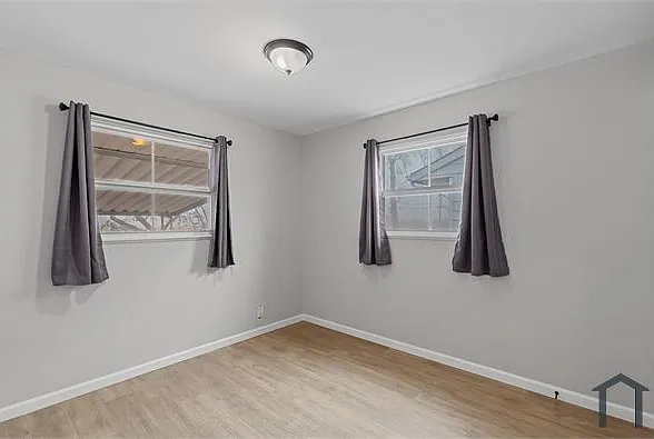 2054 Kappel Dr — Photo 8