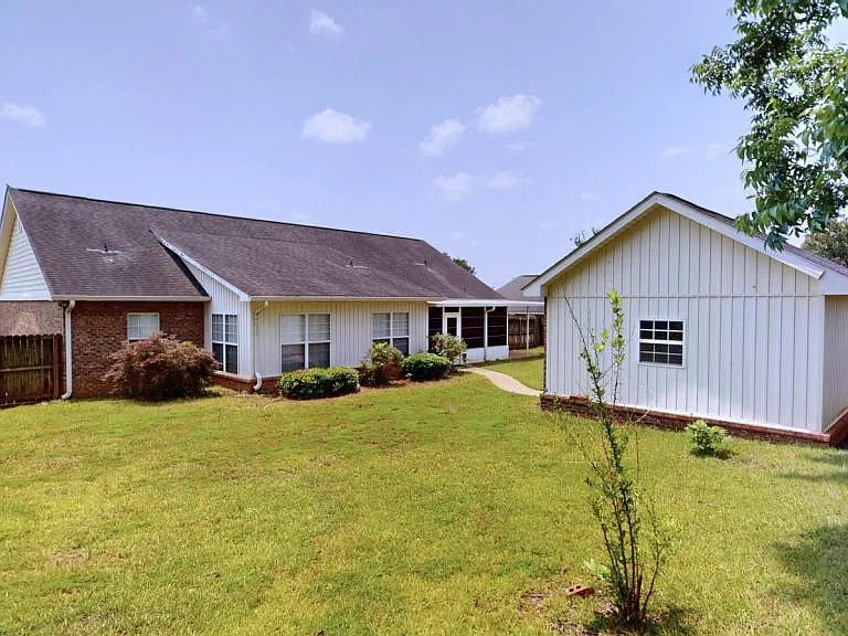 808 Dixie Dr — Photo 24