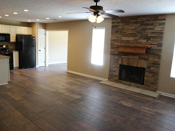 2nd image of 2225 Curtiswood Dr
