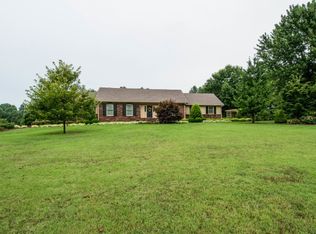 1047 New Branch Ln, Springfield, TN 37172