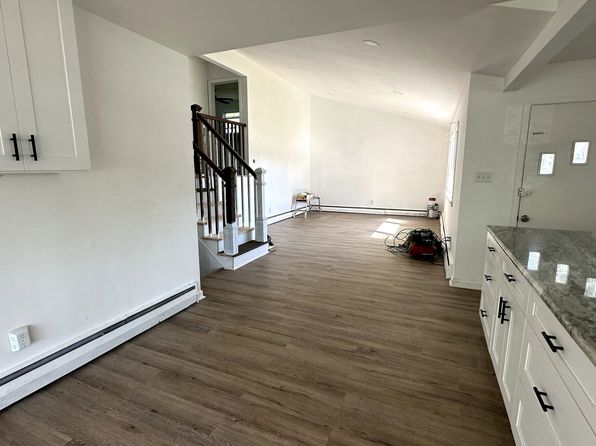 277 W Langley Ave