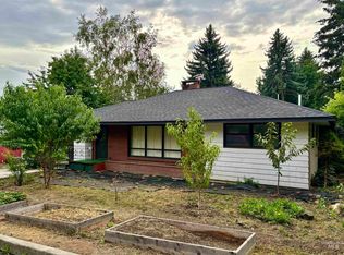 1119 E 5th St, Moscow, ID 83843