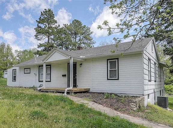 3rd image of 5445 Skiles Ave