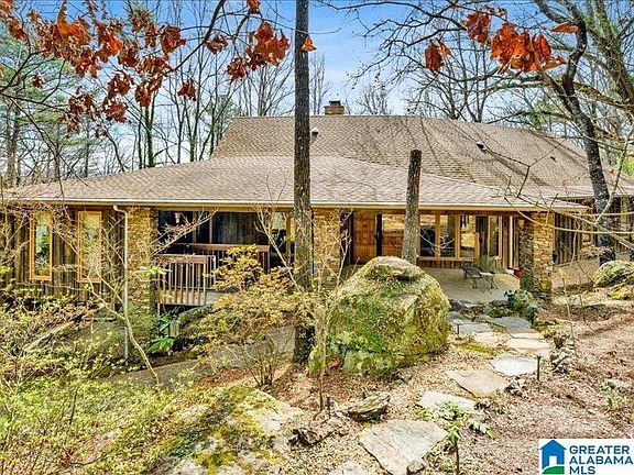 2nd image of 3244 Verdure Dr