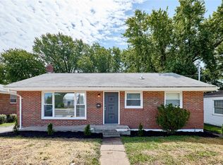 420 N New Florissant Rd, Florissant, MO 63031