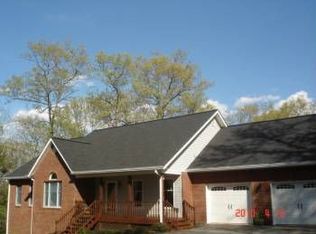 265 Tarheel West Dr, Murphy, NC 28906