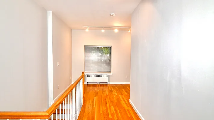 Rented by Compass | media 2