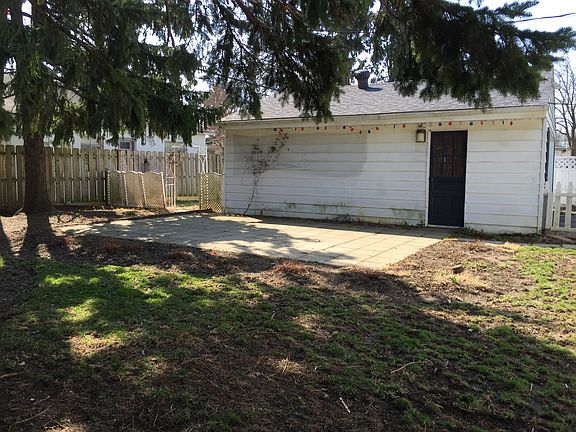 5th image of 3750 Meadow Ln