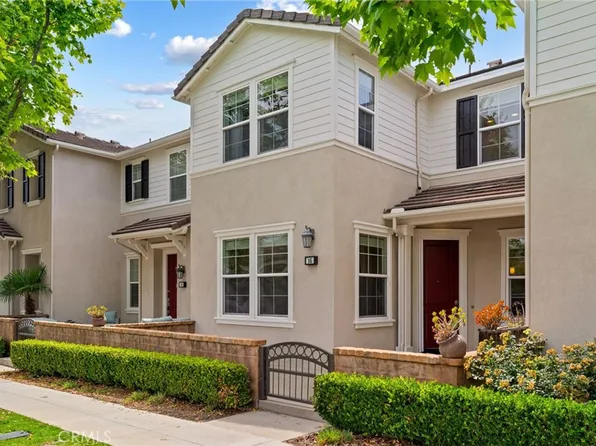 16 Fenix St, Mission Viejo, CA 92694