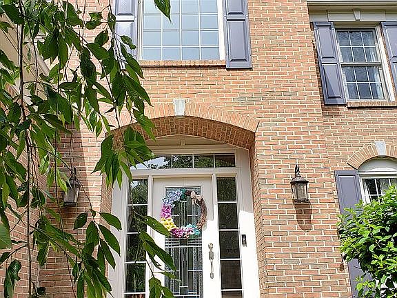 3rd image of 2640 Aubrey Dr