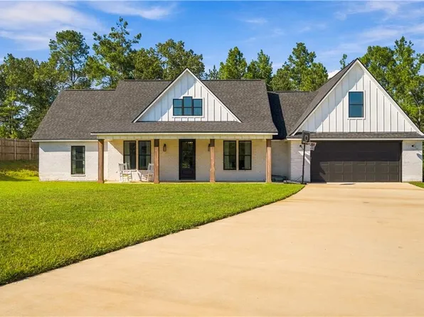 217 Hidden Pines Dr, Pineville, LA 71360