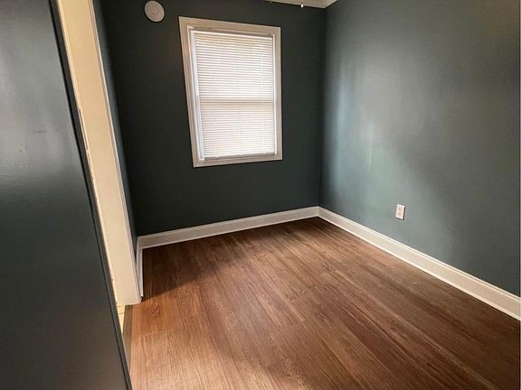2nd image of 125 Sierra Pl Building 1-202
