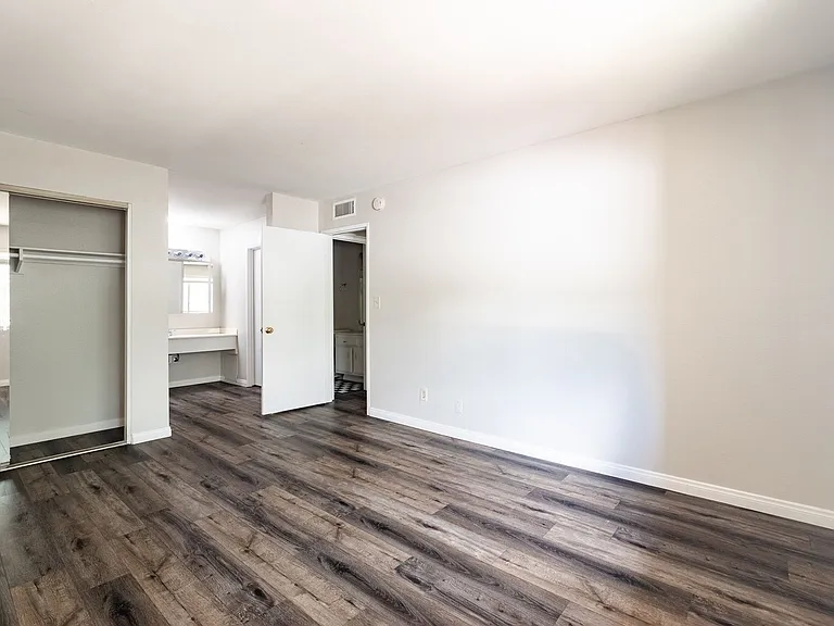 2300 S Hacienda Blvd #G4 — Photo 12