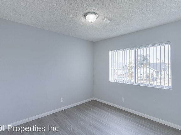 5th image of 3236 W 60th St #18