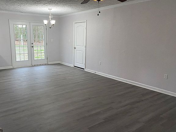 3rd image of 8746 Poplar Springs Dr