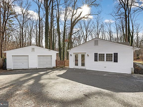 2nd image of 39441 Oak Ct