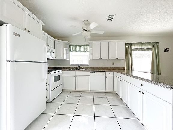 3rd image of 5400 Highway A1a #I-17