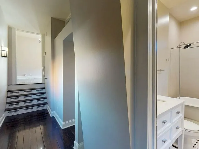 1115 Pike St #2 — Photo 11
