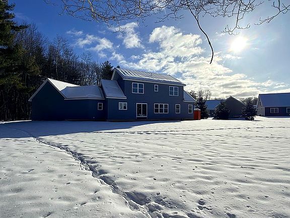 3rd image of 177 Rockefeller Rd