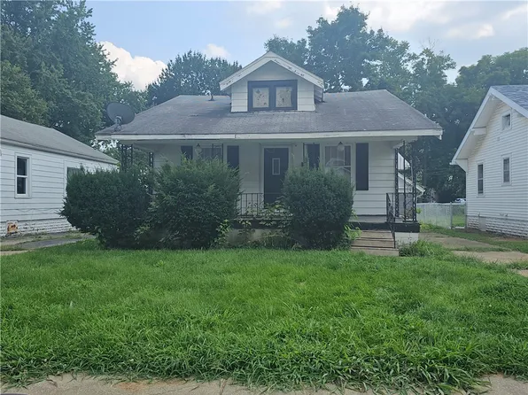 1545 E Walnut St, Decatur, IL 62526