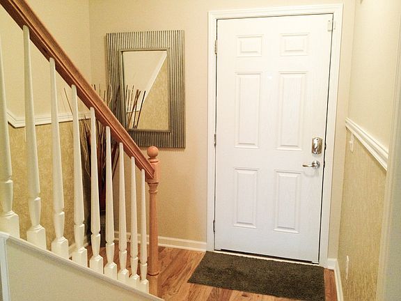 5th image of 2515 New Holland Cir