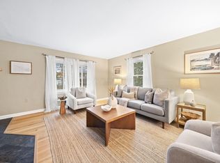 98 Blenheim Rd, Columbus, OH 43214