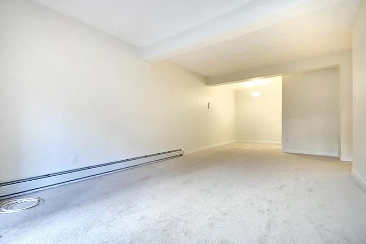 1655 Nelson St #118 — Photo 6