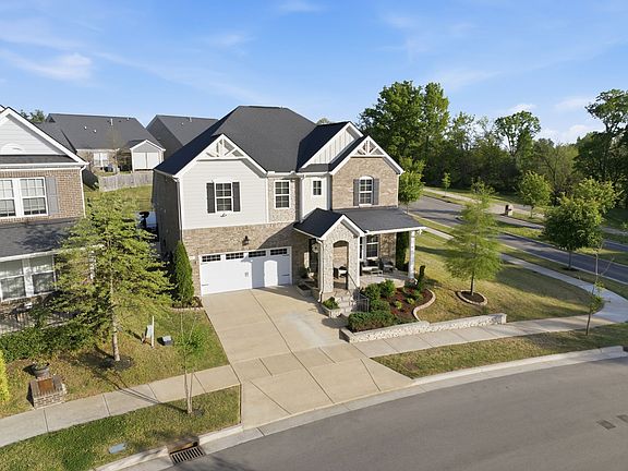 2nd image of 100 Lavender Rd