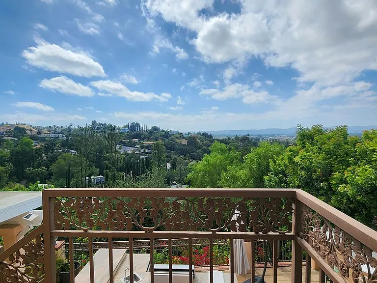 17118 Oak View Dr — Photo 20