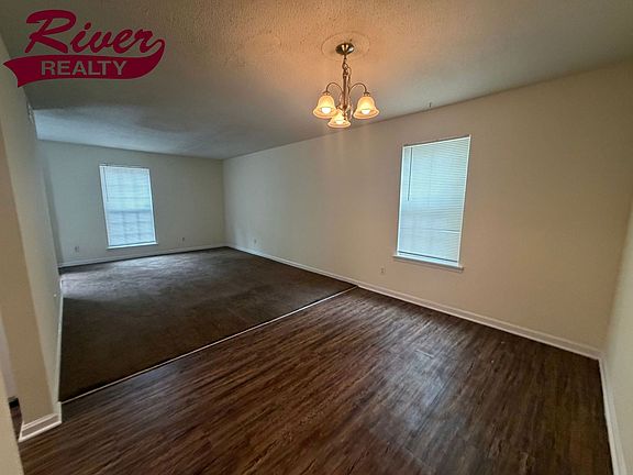 3rd image of 3091 Parrish Rd APT E