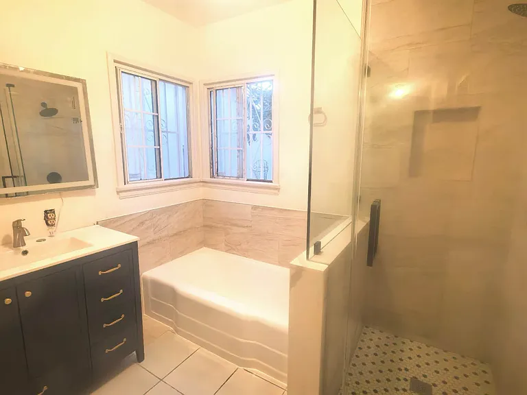 4809 Fiesta Ave — Photo 3