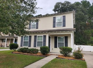 8 Ristona Dr, Savannah, GA 31419
